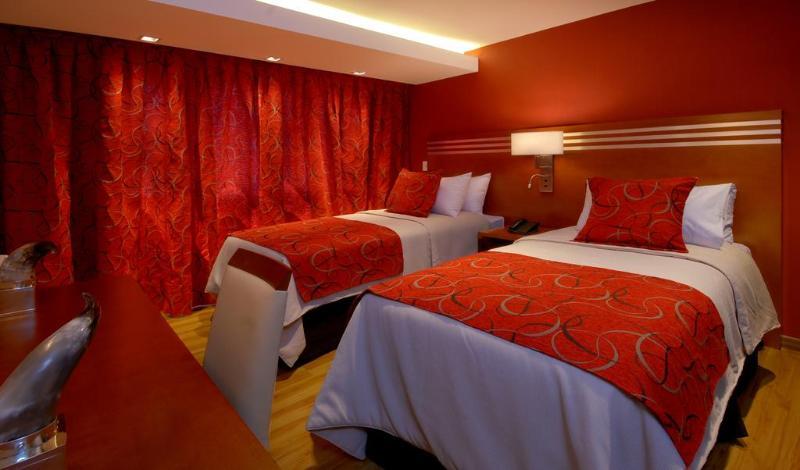 Hotel Navegantes 3 San Carlos de Bariloche Bagian luar foto